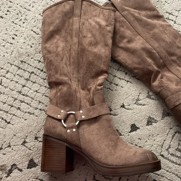Steve Madden Tan Heeled Boots - Picture 2 of 4